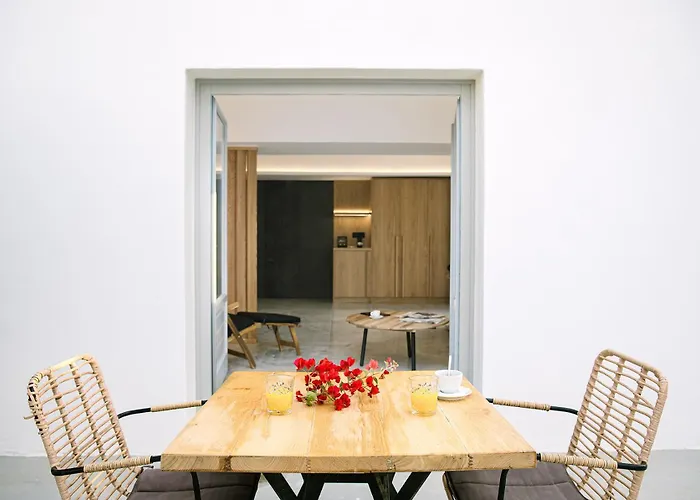 Kalisti Hotel&suites 4* Fira (Santorini)