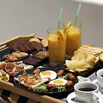Hotel Kalisti & 4*