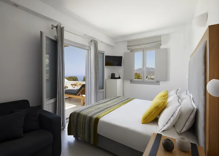 Kalisti & Hotel Fira (Santorini)