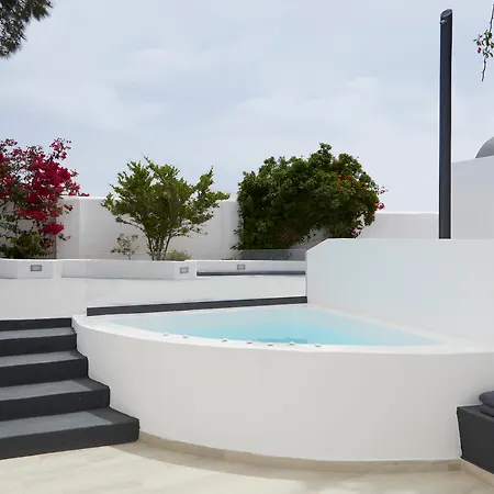 Kalisti & Hotel Fira (Santorini)