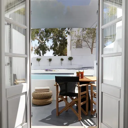 ホテル カリスティ ＆ スイーツ サントリーニ