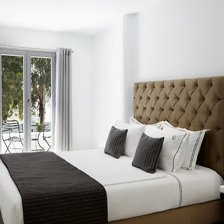 カリスティ ＆ スイーツ ホテル サントリーニ