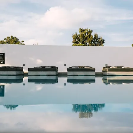 カリスティ ＆ スイーツ サントリーニ