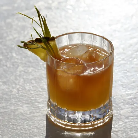 カリスティ ＆ スイーツ ホテル サントリーニ