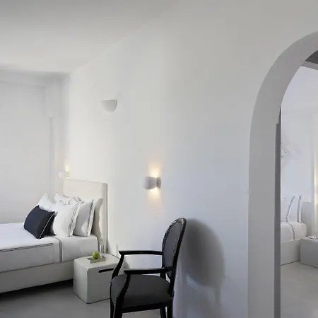 Kalisti & Hotel Fira (Santorini)