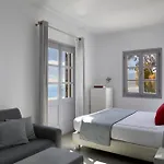 Kalisti & Hotel Fira (Santorini)