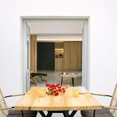 Kalisti & 4* Fira (Santorini)