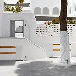 Kalisti & Fira (Santorini)